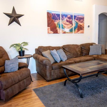 Lone Rock Retreat - 3-Bedroom Near Lake Powell Page Bagian luar foto
